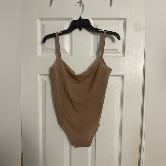 SKIMS Tan Bodysuit - Picture 2 of 5